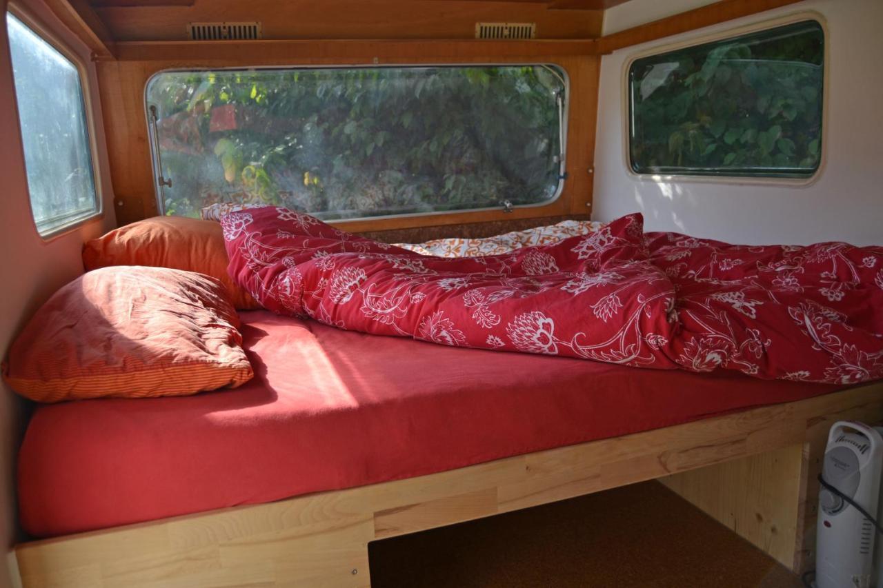 The Tent - Youth Only - Buchung Leider Nur Bis 30 Jahre Moeglich! มิวนิก ภายนอก รูปภาพ