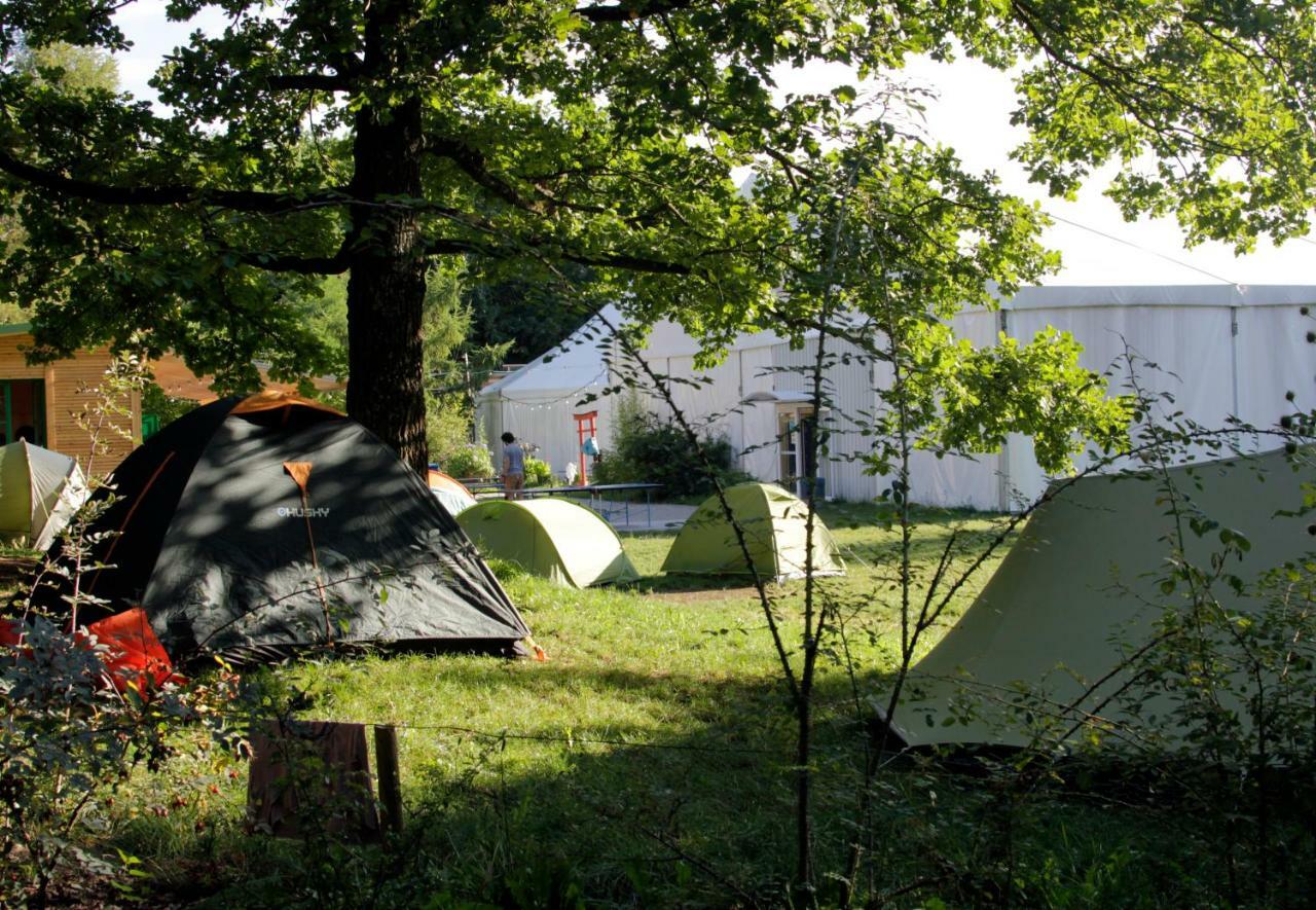 The Tent - Youth Only - Buchung Leider Nur Bis 30 Jahre Moeglich! มิวนิก ภายนอก รูปภาพ